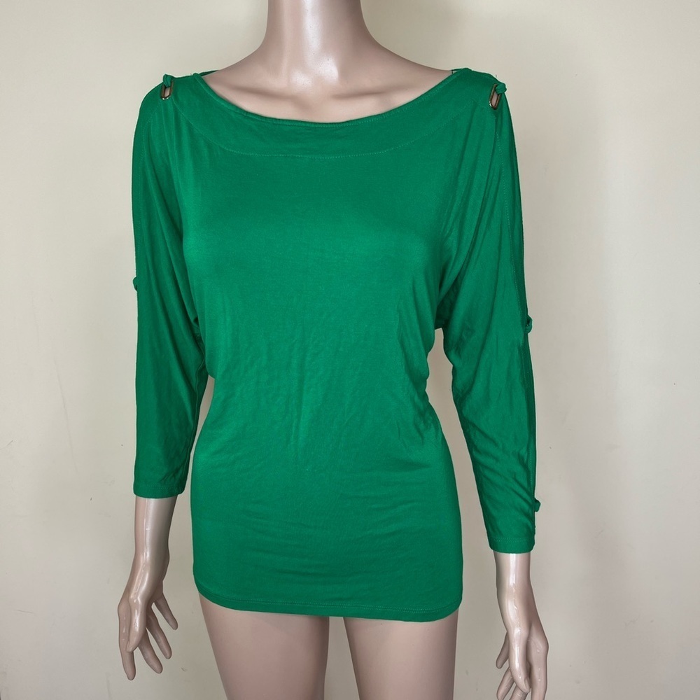 𝅺Cable and gauge green top